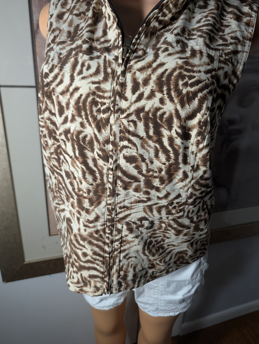 ZENERGY By CHICO'S REVERSIBLE VEST CHICO'S BROWN ANIMAL PRINT ZIP FRONT Size M